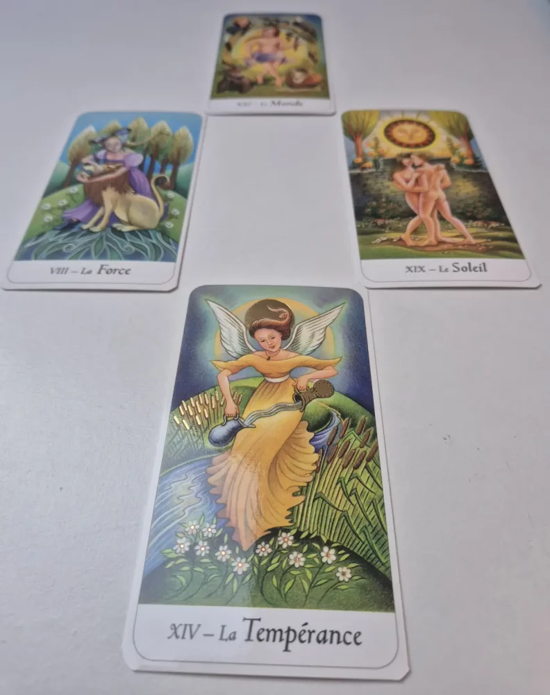 guidance tirage tarot oracles voyance cartomancie clohars-fouesnant fouesnant quimper concarneau benodet